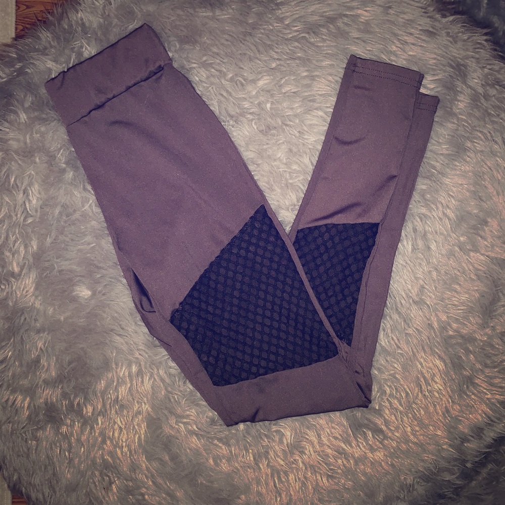 NEW Gym Leggings!! Size Small.